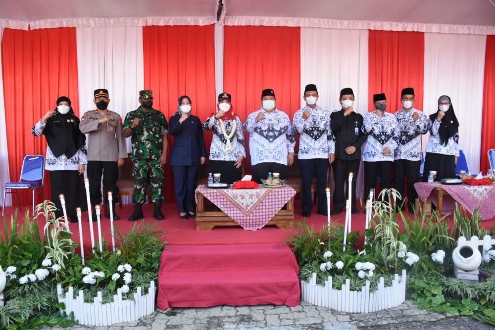 PGRI Bandar Lampung Beri Usulan Gaji Guru Setara UMR