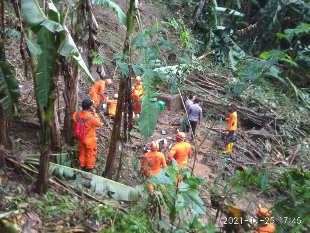 Korban Longsor di Gianyar Ditemukan Terjepit Ranting Pohon Bambu