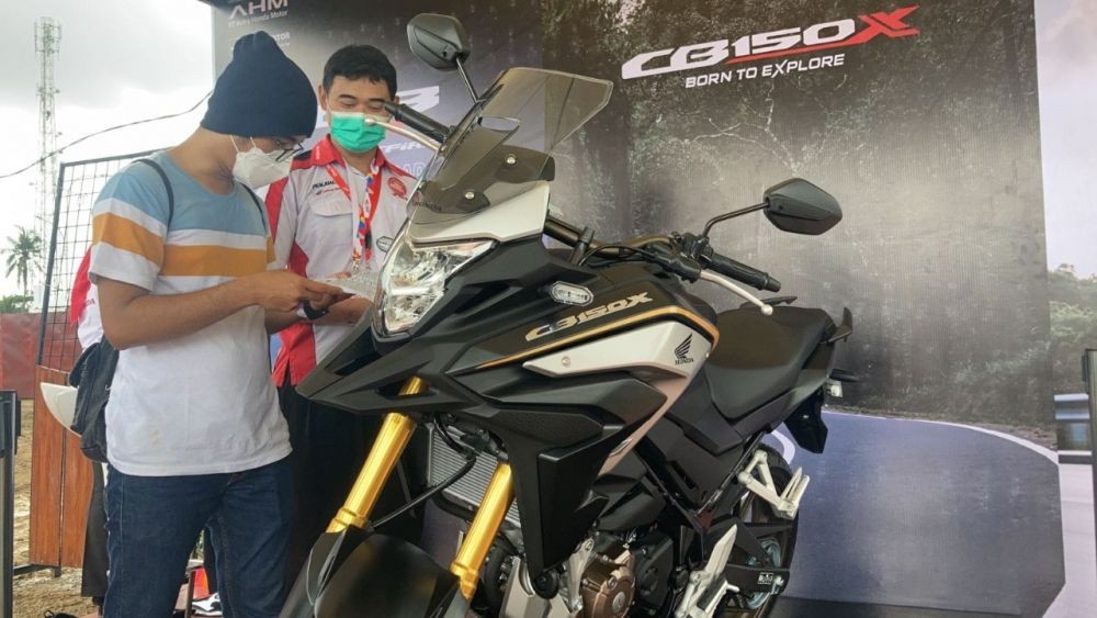 Motor Sport Adventure Touring New CB150X Resmi Mengaspal di Sumut