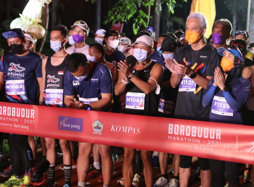Berkonsep Hibrida, Agus Prayogo Perkasa di Borobudur Marathon 2021