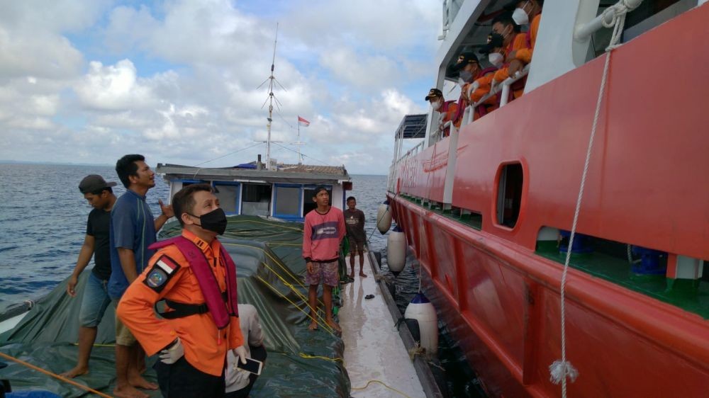 Mati Mesin, Kapal dari Tarakan Terbawa Arus hingga Perbatasan Malaysia