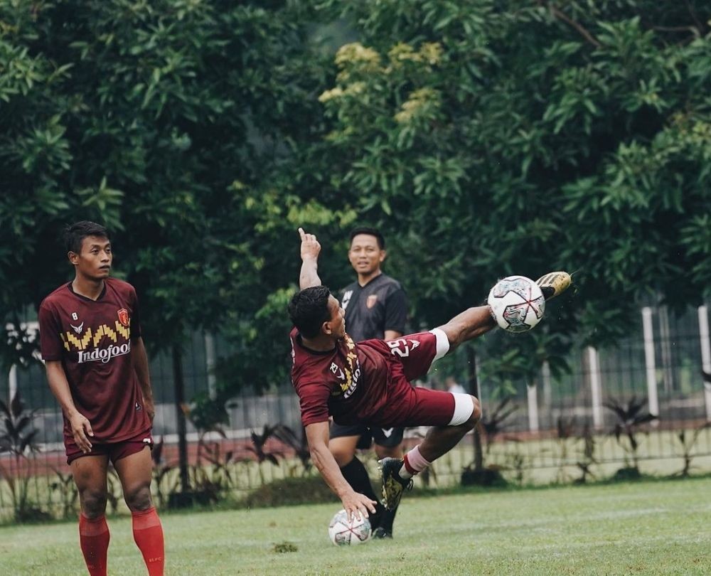 Terdegradasi Liga 3, Pelatih Badak Lampung: Pemain Tidak Profesional!