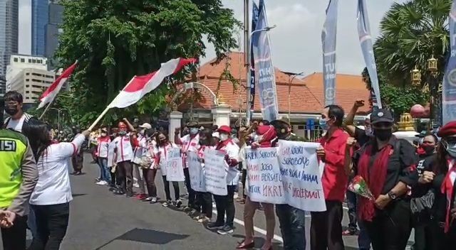 Puluhan Orang Gelar Aksi Tolak 212 di Surabaya
