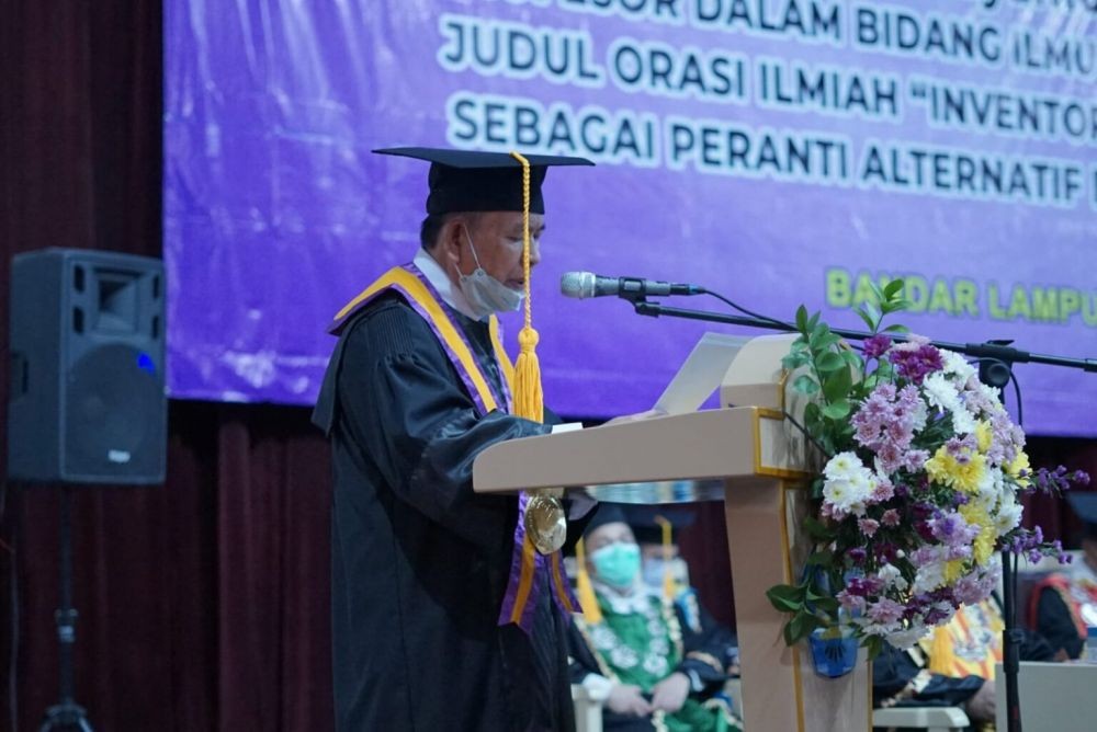 Pengukuhan Guru Besar Unila Prof Syarifuddin, Sampaikan Orasi IEKAD