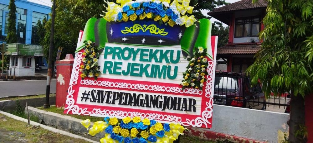 Pedagang Pasar Johar Semarang Geruduk Kantor Dinas Perdagangan