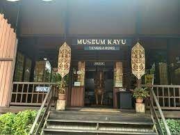 Berkunjung ke Museum Kayu Tuah Himba di Tenggarong