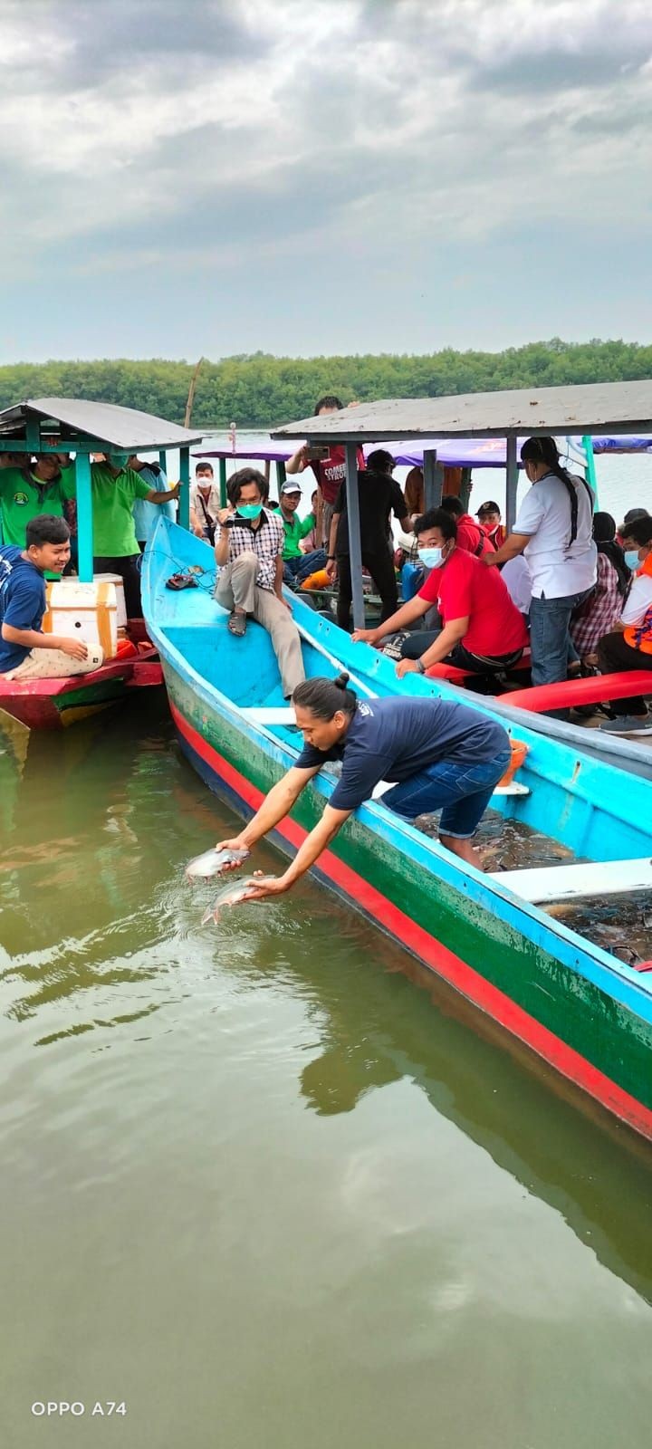 Belajar Menghargai Kehidupan dari Tradisi Fang Sheng Umat Budha