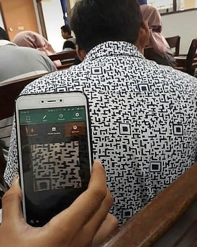 Прикольные картинки с qr кодом