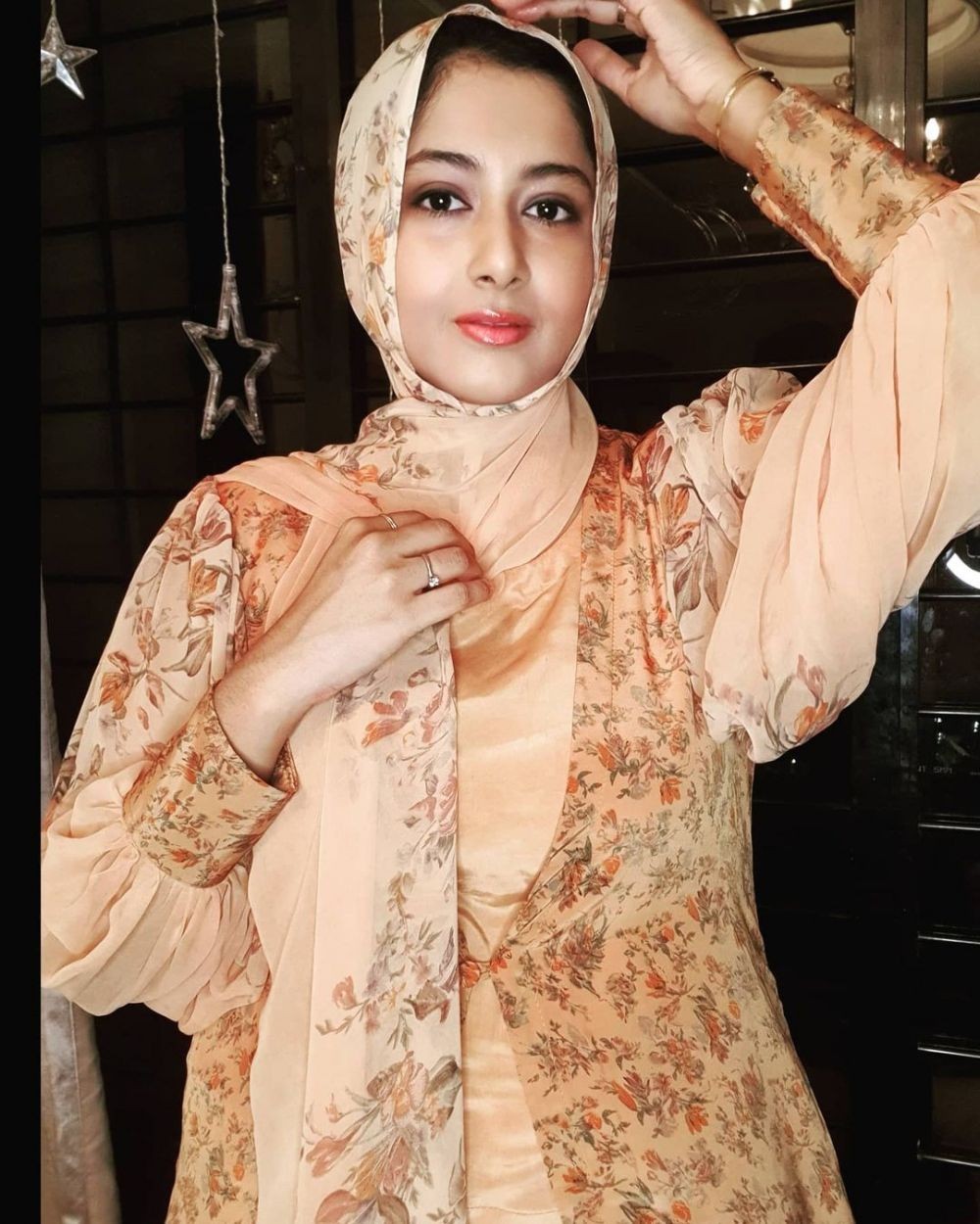 10 Potret Anjum Farooki Si Gauri di Balika Vadhu, Anggun dengan Hijab