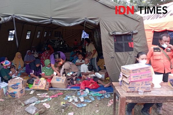 Bupati Lumajang Siapkan Gedung Sekolah untuk Tampung Pengungsi Semeru