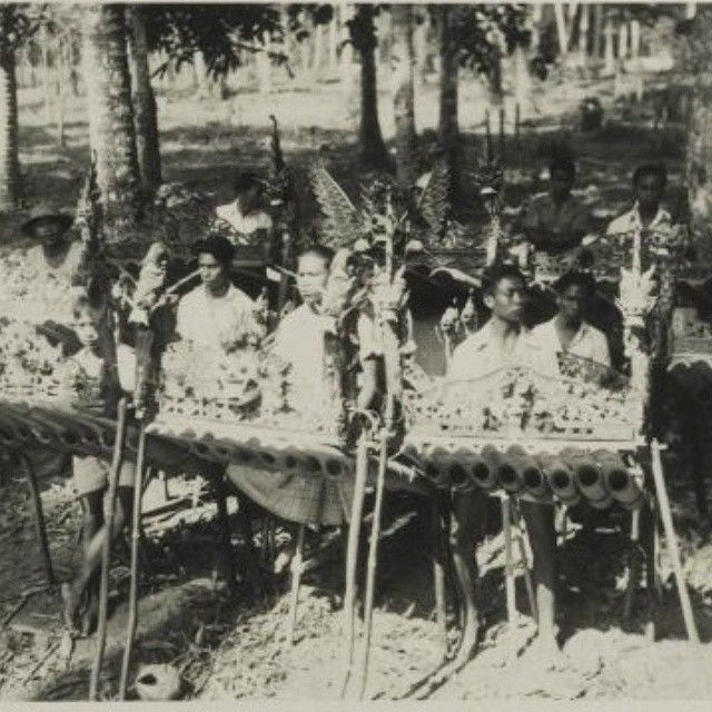 Sejarah Kesenian Jegog Khas Jembrana Bali, Beda dengan Gamelan