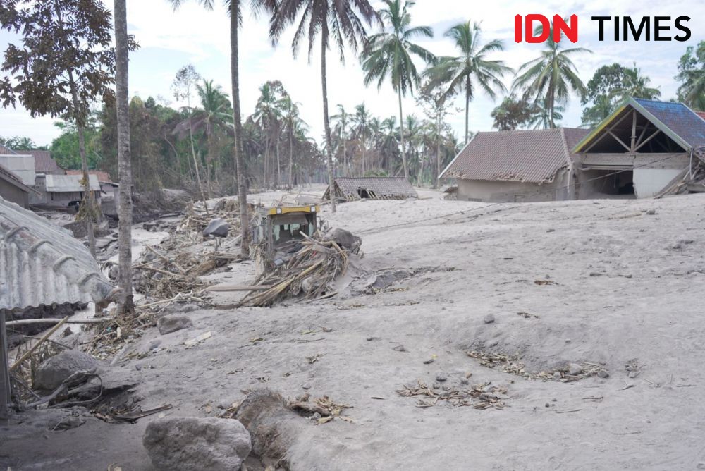 DERU UGM Waspadai Banjir di Area Terdampak Erupsi Semeru