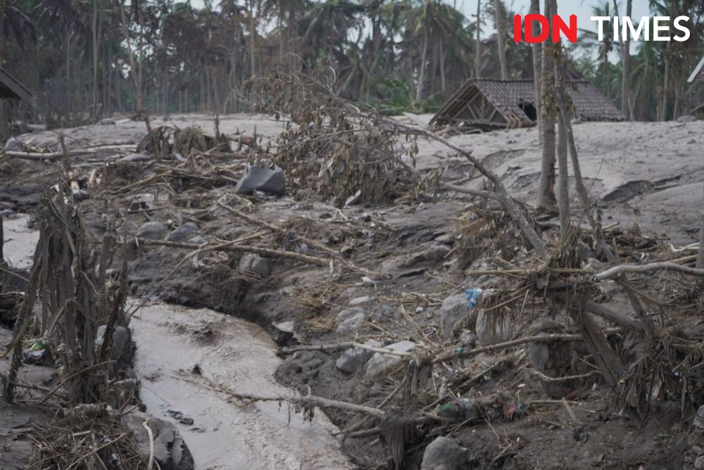 DERU UGM Waspadai Banjir di Area Terdampak Erupsi Semeru