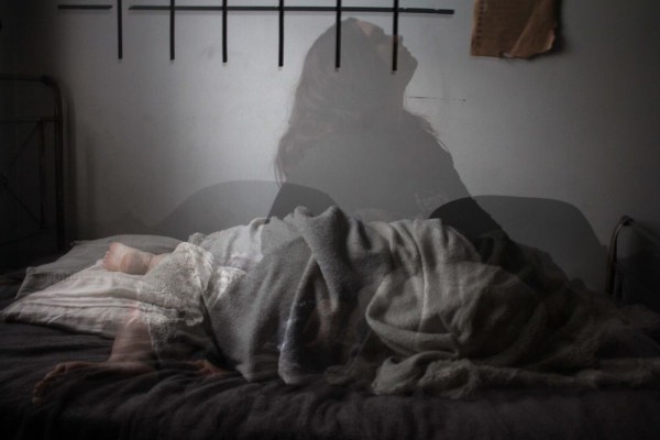 7 Cara Ampuh untuk Kembali Tidur saat Terbangun di Malam Hari