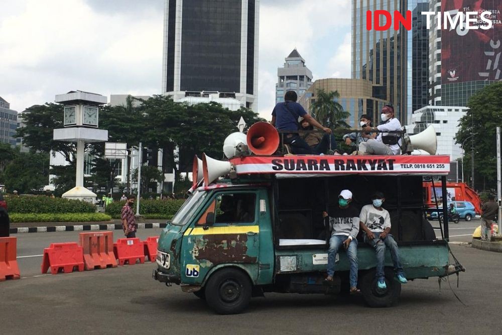 Banyak Pekerja di Tangerang Enggan Laporkan Pelanggaran Hak THR