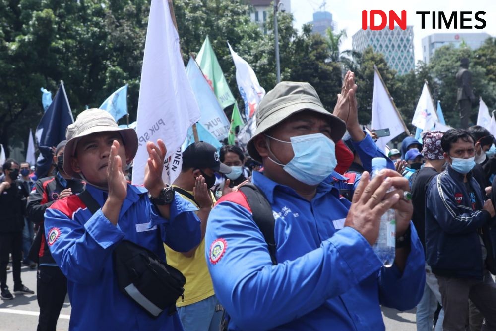 20 Ribu Buruh Demonstrasi di Depan DPRD Jatim Hari Ini