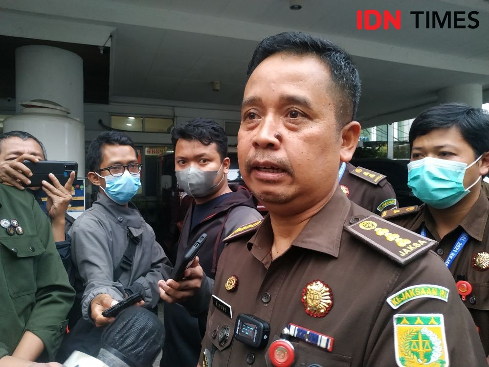Terdakwa Rudapaksa 12 Siswa di Bandung Hingga Hamil Diancam 20 Tahun Bui