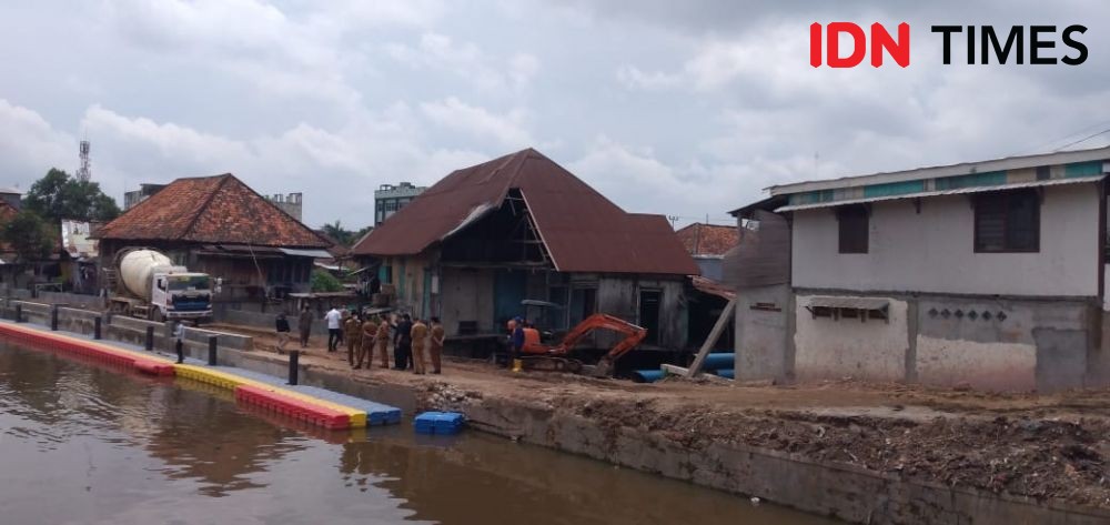 Wako Palembang Janji Benahi Rumah Warga di Sekitar Sekanak Lambidaro