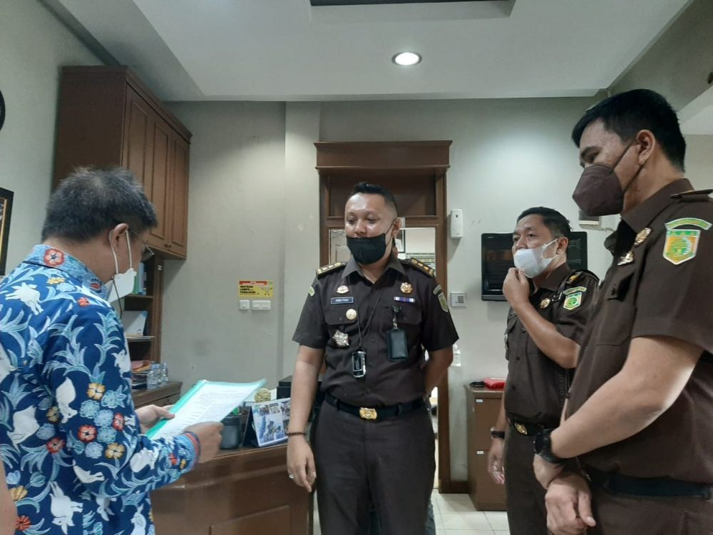 Dikawal Polisi, Kejati Sulsel Geledah Kantor PDAM Makassar