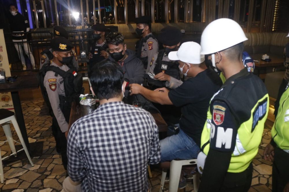 Pomdam Mulawarman dan Propam Polda Kaltim Razia THM