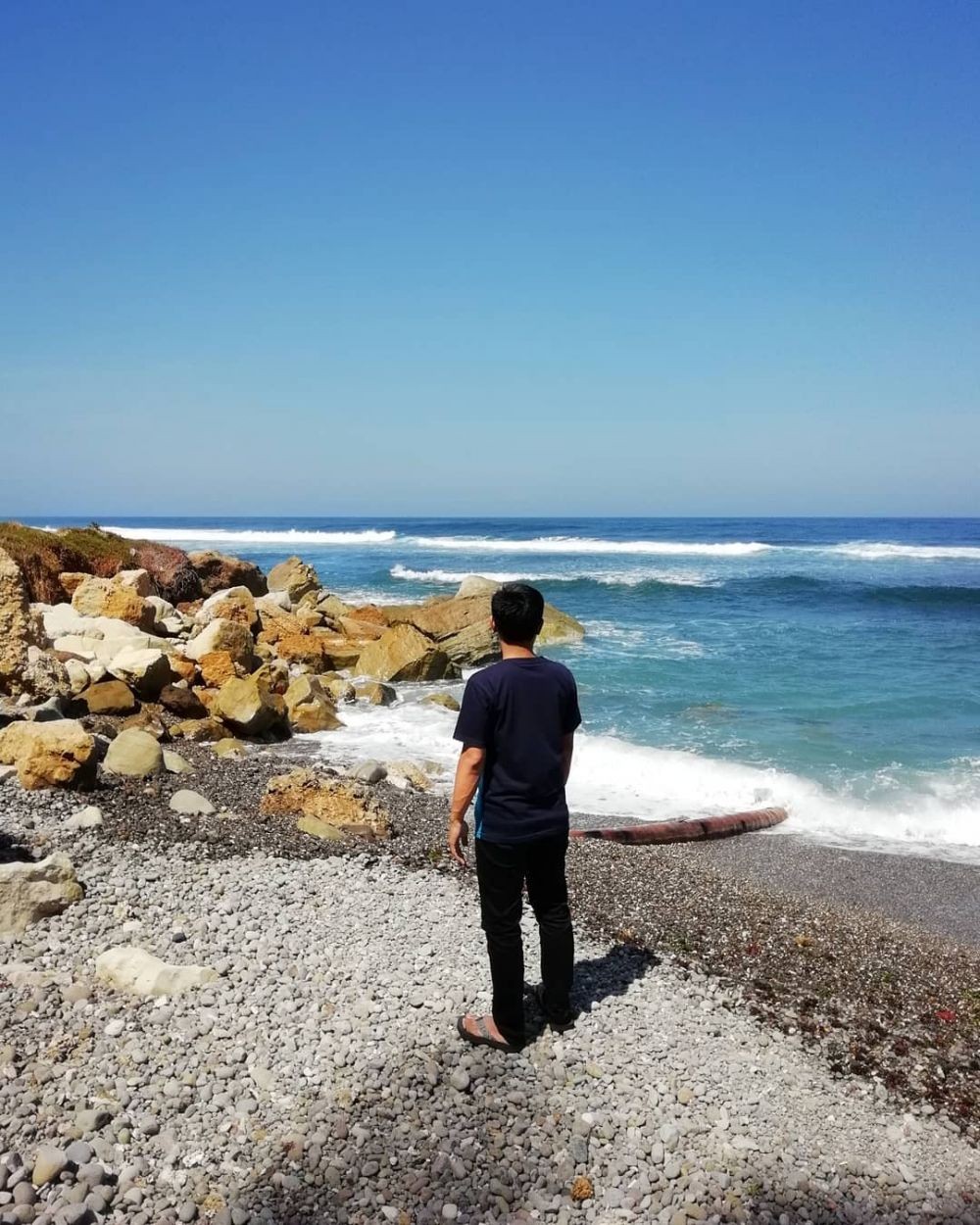 10 Wisata Pantai Tersembunyi di Pacitan yang Jarang Diketahui Orang 