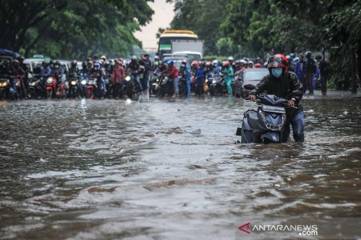 Waspada Cuaca Ekstrem, Pemkot Bandung Bentuk Kampung Siaga Bencana 