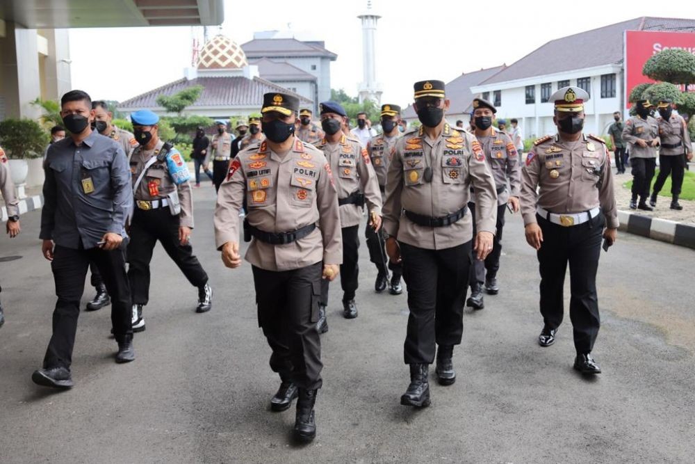 Kapolda Jateng Pimpin Sidang Pemecatan 5 Anggota Terlibat Calo Bintara