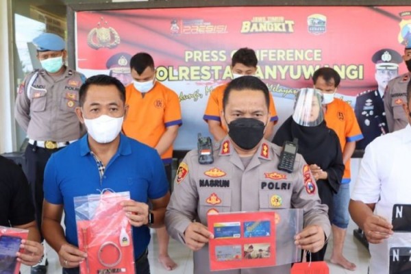 Ganjal ATM dan Call Center Palsu Lintas Provinsi di Ditangkap