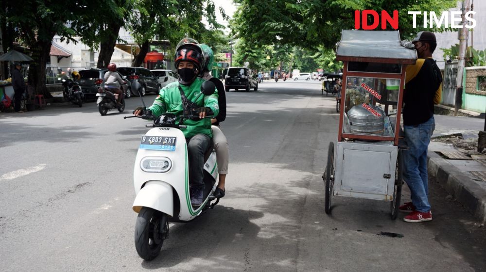 Jika Harga BBM Naik, Driver Ojol Makassar: Hidup Makin Berat!