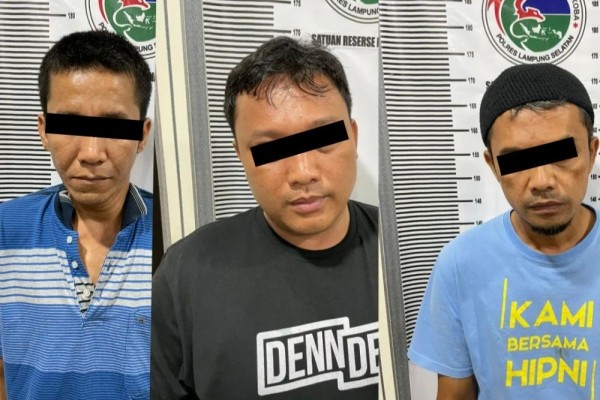 Asyik Hisap Sabu, ASN Lampung Selatan dan 2 Rekan Ditangkap Polisi