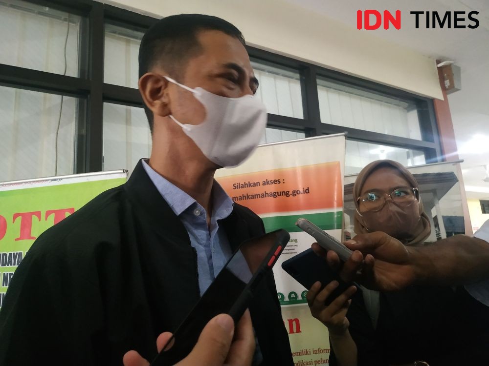 Pemerkosa 12 Santriwati di Bandung, Pengacara Yakin Ada Sindikat!