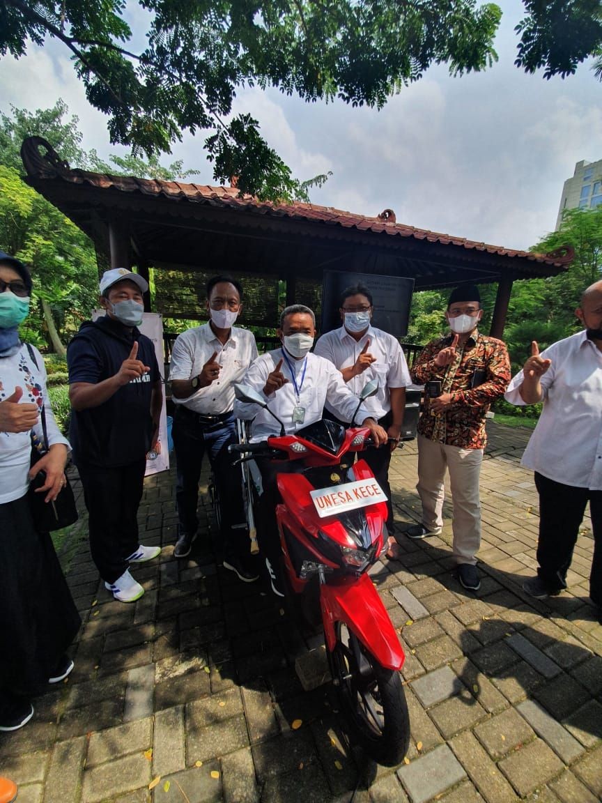 Kembangkan Sepeda Motor Elektrik untuk DIfabel, Unesa Gandeng Industri