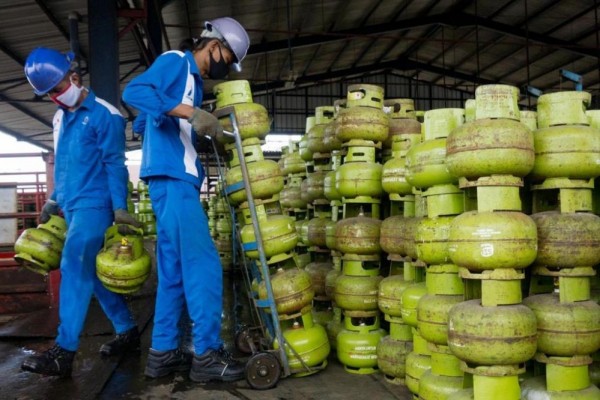 Jelang Nataru, Pertamina Pastikan Stok BBM Dan LPG Aman