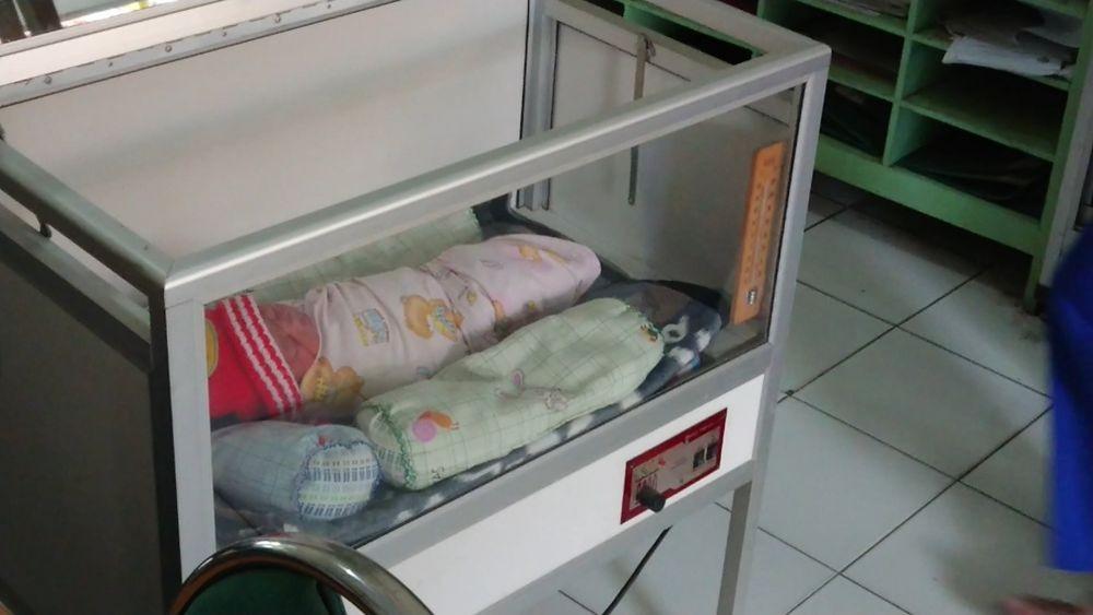 Bayi Laki- laki Ditemukan Warga Tulungagung di Warung Bakso 