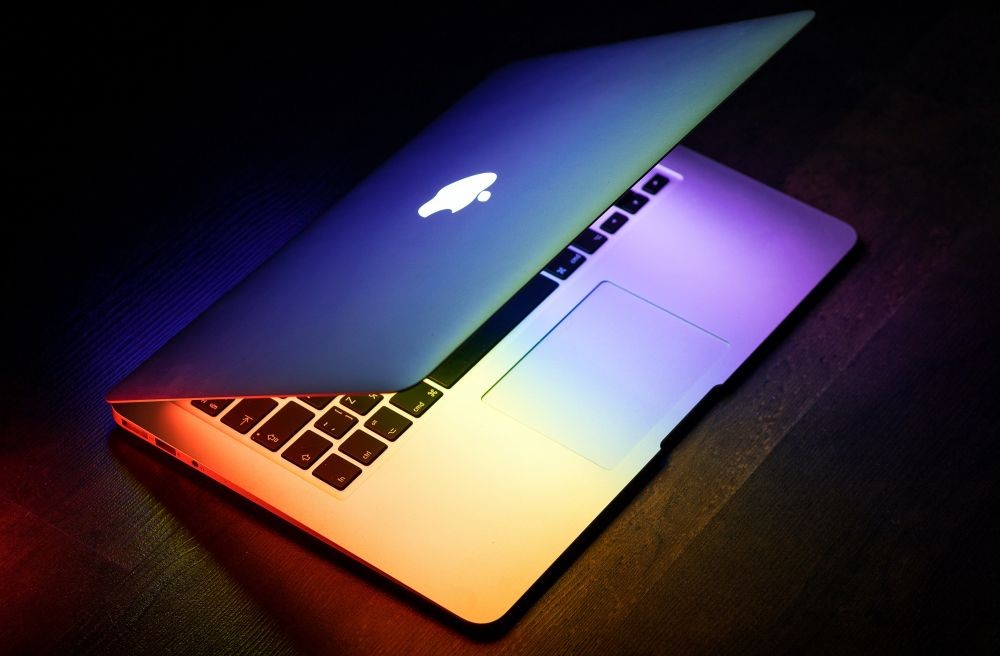 5 Brand Laptop Paling Laris di 2021, Ada Punya Kamu?
