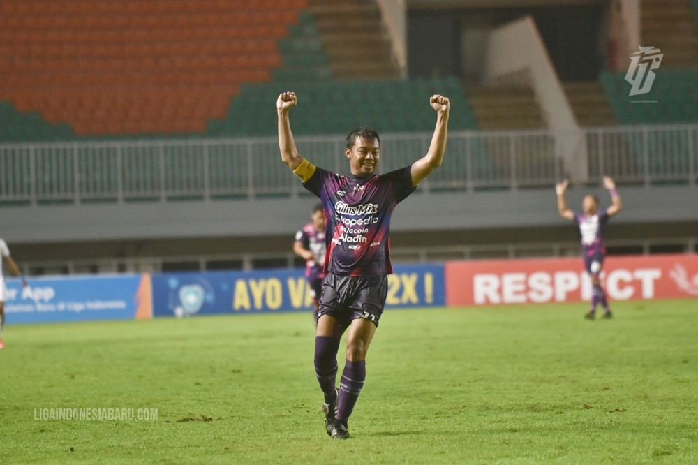 Belum Pensiun, Hamka Hamzah Resmi Perkuat FC Bekasi City