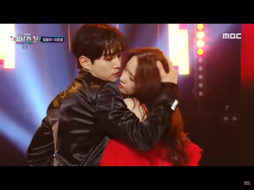 10 Momen Duet Yoona Snsd Junho 2pm Di Mbc Gayo Daejun