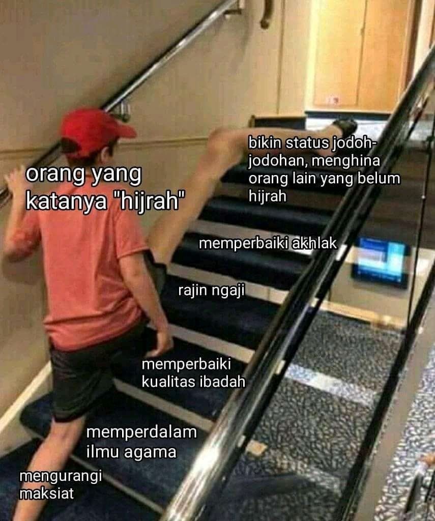 10 Meme Halal Ini Kocaknya Bikin Auto Taubat