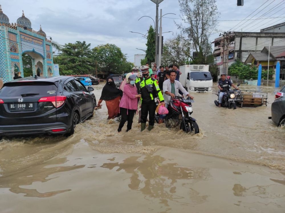 Banjir di Aceh Utara Rendam 14 Kecamatan, Satu Warga Meninggal