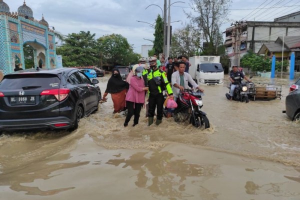 Banjir Di Aceh Tewaskan 5 Warga, 4 Orang Anak-anak