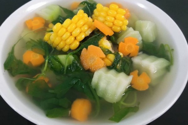 Resep Sayur Bening Bayam yang Sehat dan Segar, Begini Cara Mudahnya