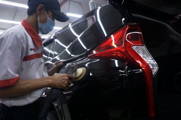 Waspada, 5 Penyakit Mobil Berwarna Hitam!