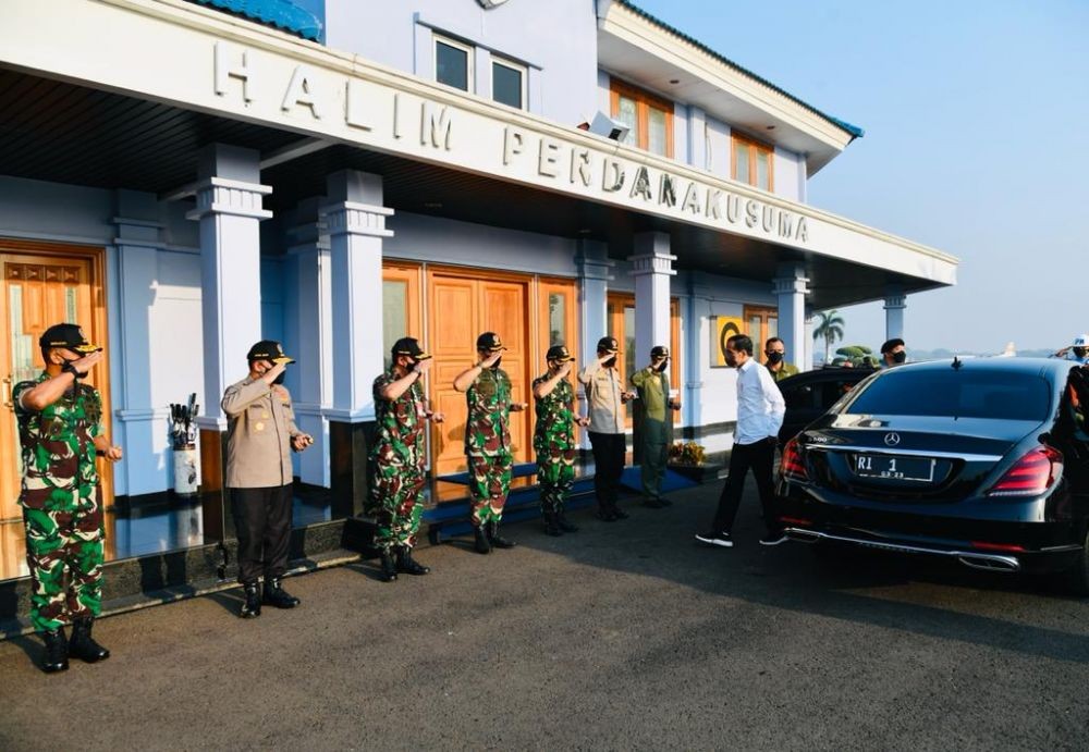 Jokowi ke Jateng Bagi-bagi BLT ke Pedagang dan Kunjungi SDN 3 Nglinduk