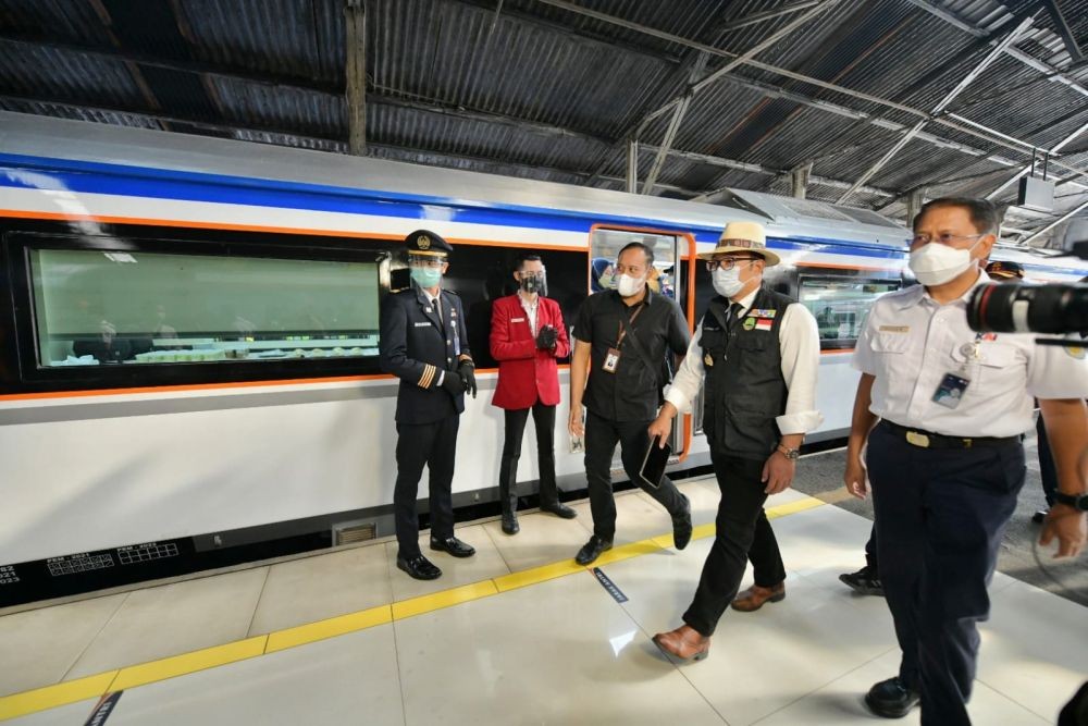 Ridwan Kamil Minta Kemenhub Segera Resmikan Jalur Kereta Bandung-Garut