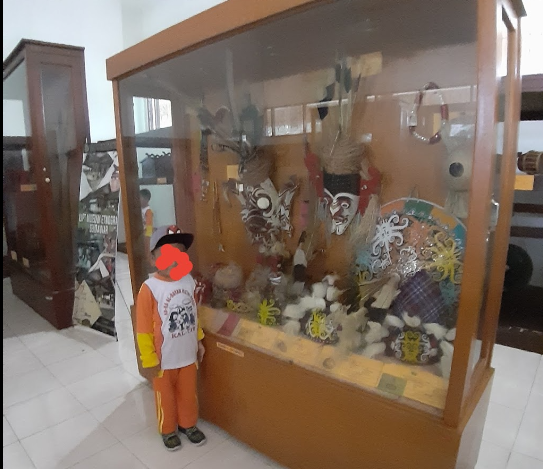 Mengunjungi Wisata Edukasi Museum Etnografi Sendawar di Kutai Barat