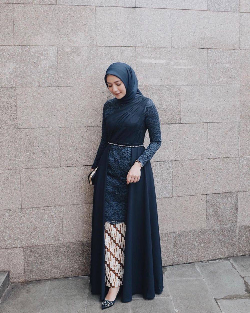 10 Inspirasi Kebaya Muslimah Yang Santun, Siap Terkagum?