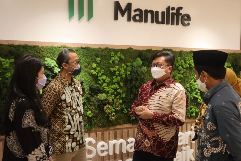 Manulife Indonesia dan IPB Kerja Sama Penyaluran Wakaf