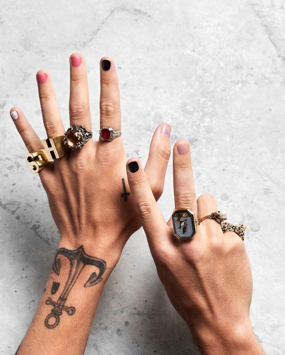8 Tren Nail Art 2022, Salah Satunya French Manicures