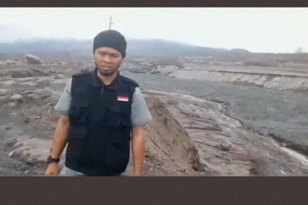 Polda Kejar Pria Tendang Sesajen di Kawasan Semeru