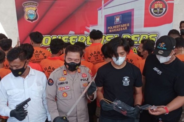 13 Remaja Di Makassar Membabi Buta Serang Warga Karena Hoaks